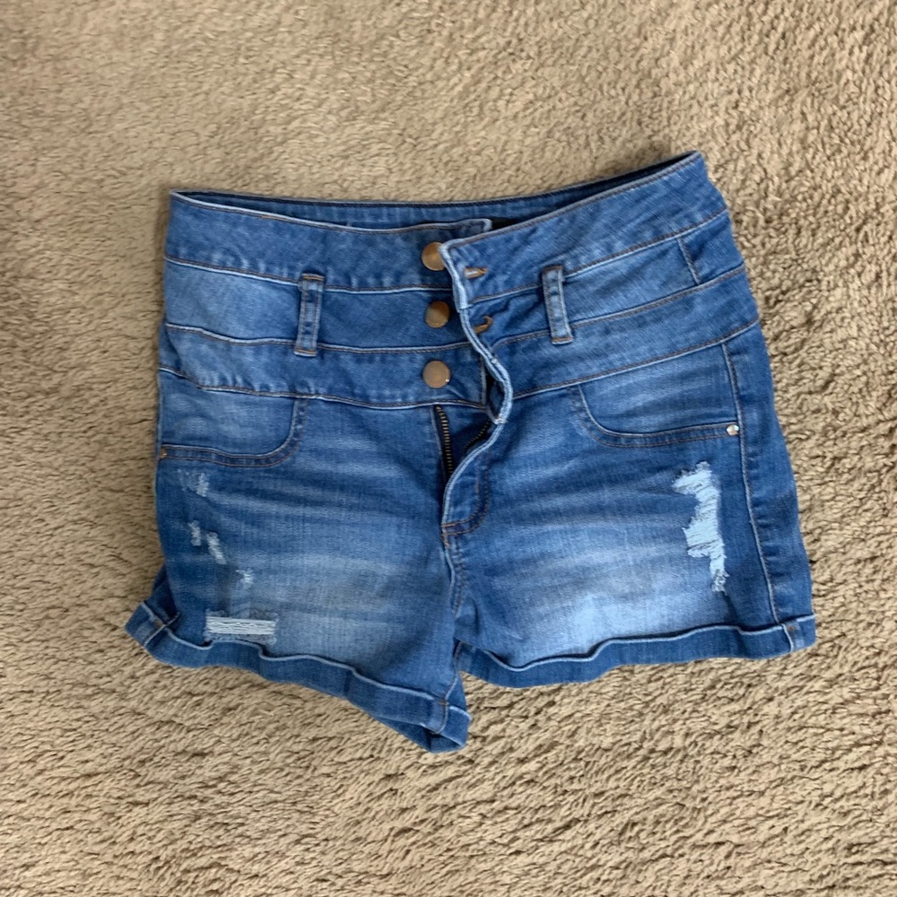 REFUGE jean shorts